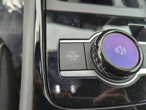 New 2026 Volkswagen Tiguan SEL R-Line image 44