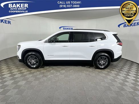 Used 2025 GMC Acadia Elevation image 6