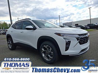 New 2025 Chevrolet Trax LT w/ Driver Confidence Package