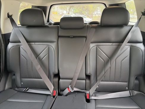 Used 2025 Hyundai Santa Fe SEL image 15