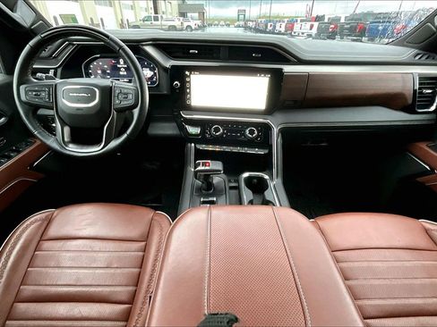 Used 2024 GMC Sierra 1500 Denali Ultimate image 16