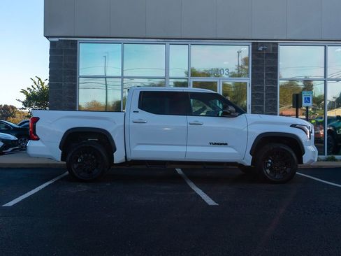 Used 2025 Toyota Tundra SR5 image 4
