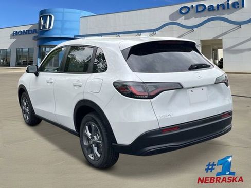 New 2026 Honda HR-V LX image 3