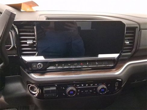 Used 2025 Chevrolet Silverado 2500 LT w/ All Star Edition image 20