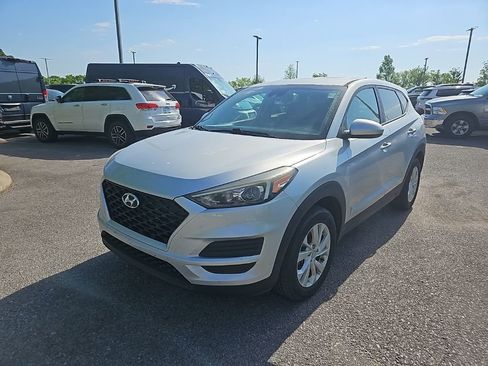 Used 2019 Hyundai Tucson SE w/ Cargo Package image 3
