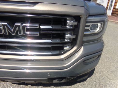 Used 2017 GMC Sierra 1500 SLT AWD/4WD image 3