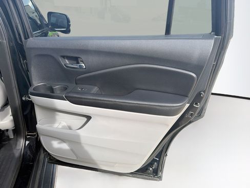 Used 2016 Honda Pilot EX-L image 31