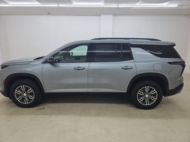 Used 2026 Chevrolet Traverse LT FWD image 21