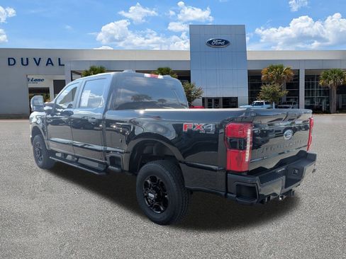 Used 2025 Ford F250 XL w/ STX Appearance Package image 6