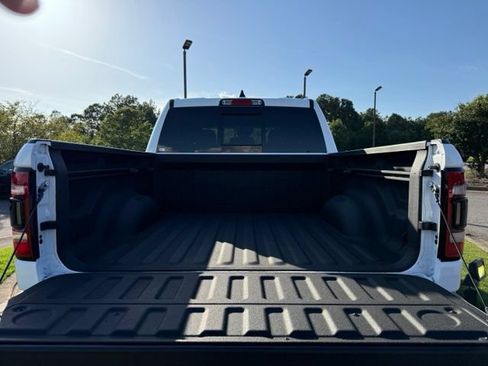 Used 2023 RAM 1500 Big Horn AWD/4WD image 29