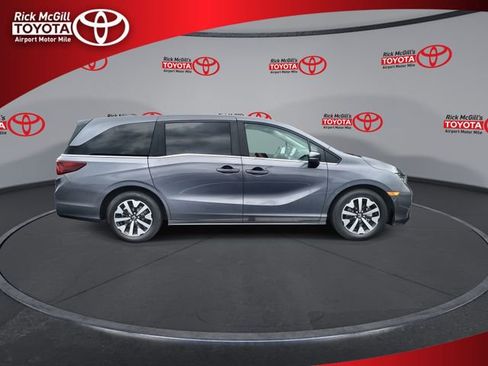 Used 2025 Honda Odyssey EX-L image 9