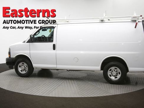 Used 2020 Chevrolet Express 2500 Work Van w/ Communications Package image 57