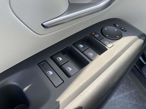 Used 2025 Hyundai Tucson SEL FWD image 18