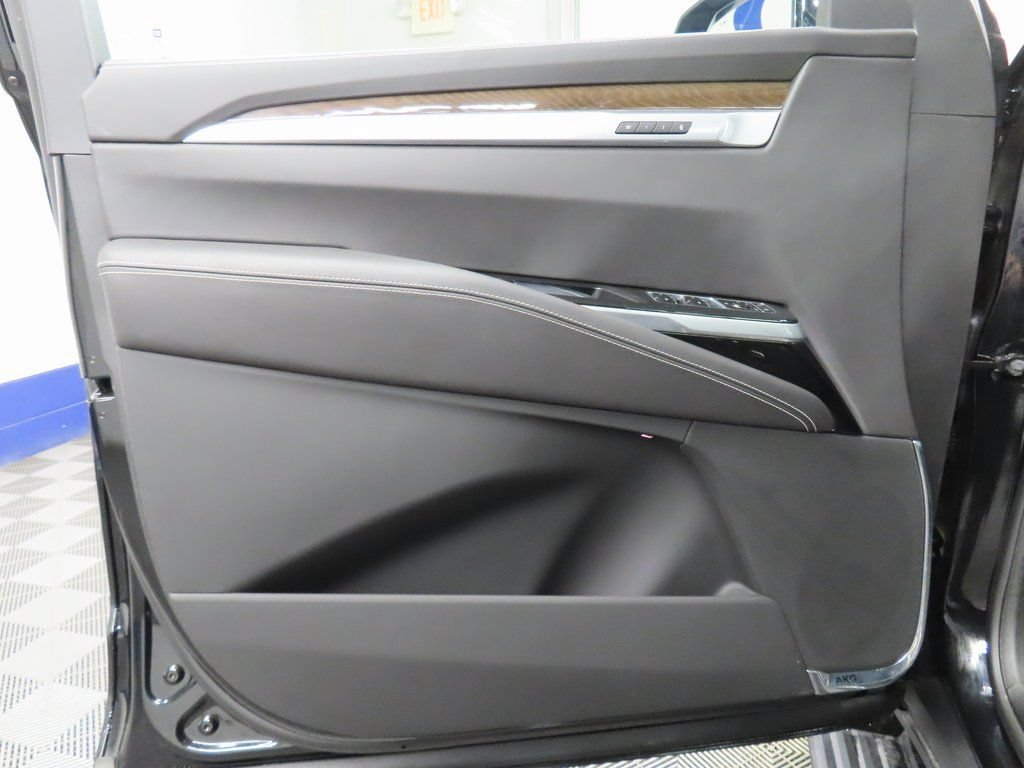 Used 2026 Cadillac Escalade Platinum Sport w/ LPO, Floor Liner Package AWD/4WD image 58