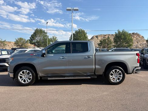 Used 2023 Chevrolet Silverado 1500 LTZ w/ LTZ Convenience Package II AWD/4WD image 2