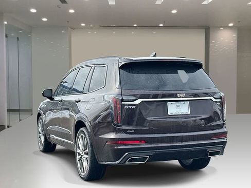 Used 2021 Cadillac XT6 Sport AWD/4WD image 3