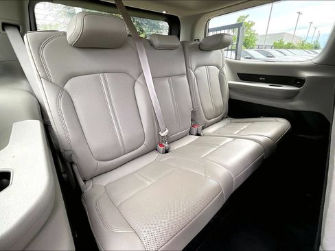 Used 2022 Jeep Wagoneer Series I RWD image 33