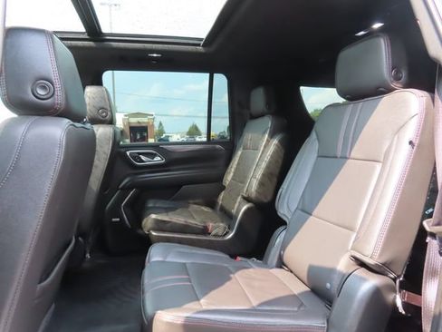 Used 2024 Chevrolet Suburban RST w/ Luxury Package AWD/4WD image 23