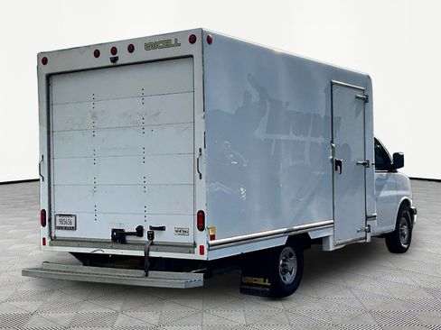 Used 2020 Chevrolet Express 3500 w/ Power Convenience Package RWD image 6