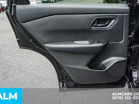 Used 2024 Nissan Rogue S FWD image 47