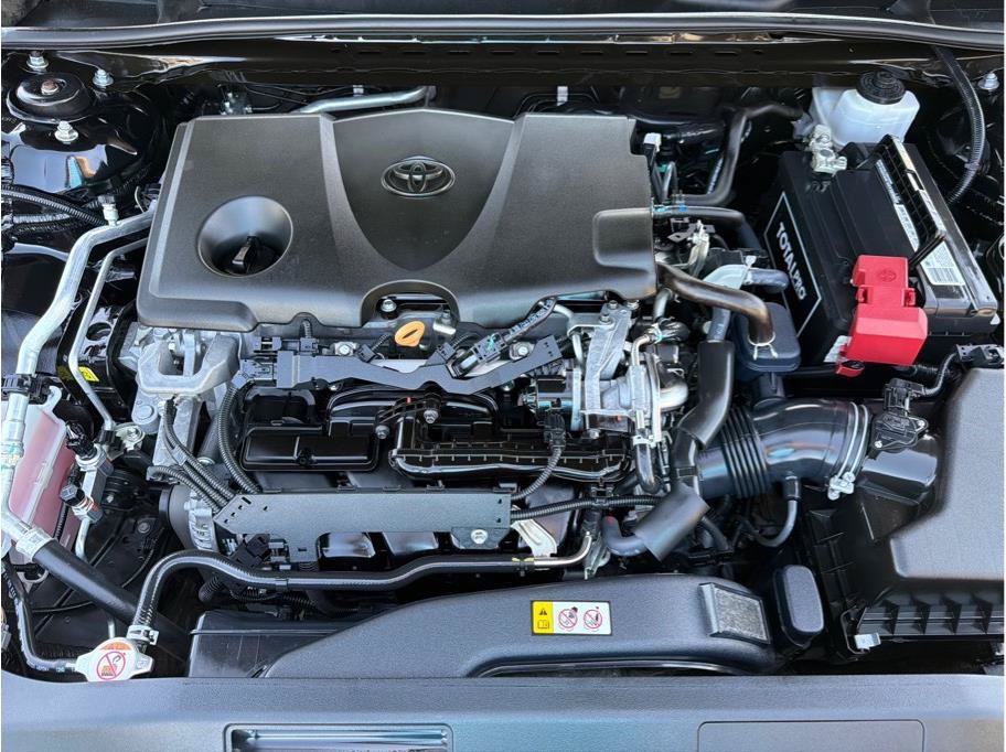 Used 2019 Toyota Camry SE w/ Carpet Mat Package FWD image 22