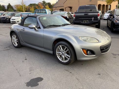 Used 2009 MAZDA MX-5 Miata Sport image 6