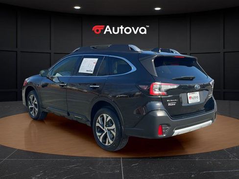 Used 2022 Subaru Outback Touring image 3