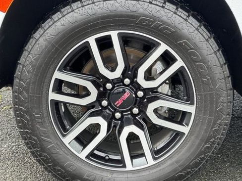 Used 2021 GMC Yukon AT4 w/ Rear Media and Nav Package image 26