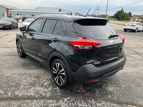 Used 2020 Nissan Kicks SR w/ SR Premium Package FWD image 5