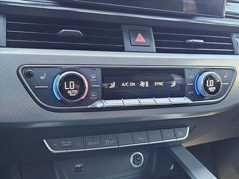 Used 2025 Audi A5 2.0T Premium Plus image 21