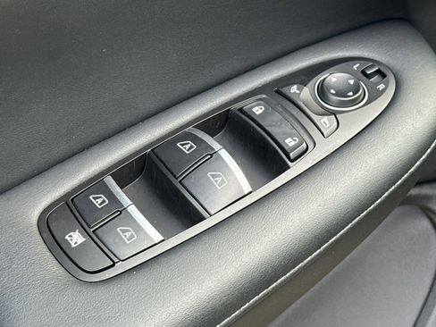 Used 2025 INFINITI QX50 Sport AWD/4WD image 22
