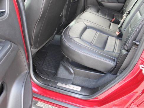 Used 2019 GMC Canyon Denali image 39