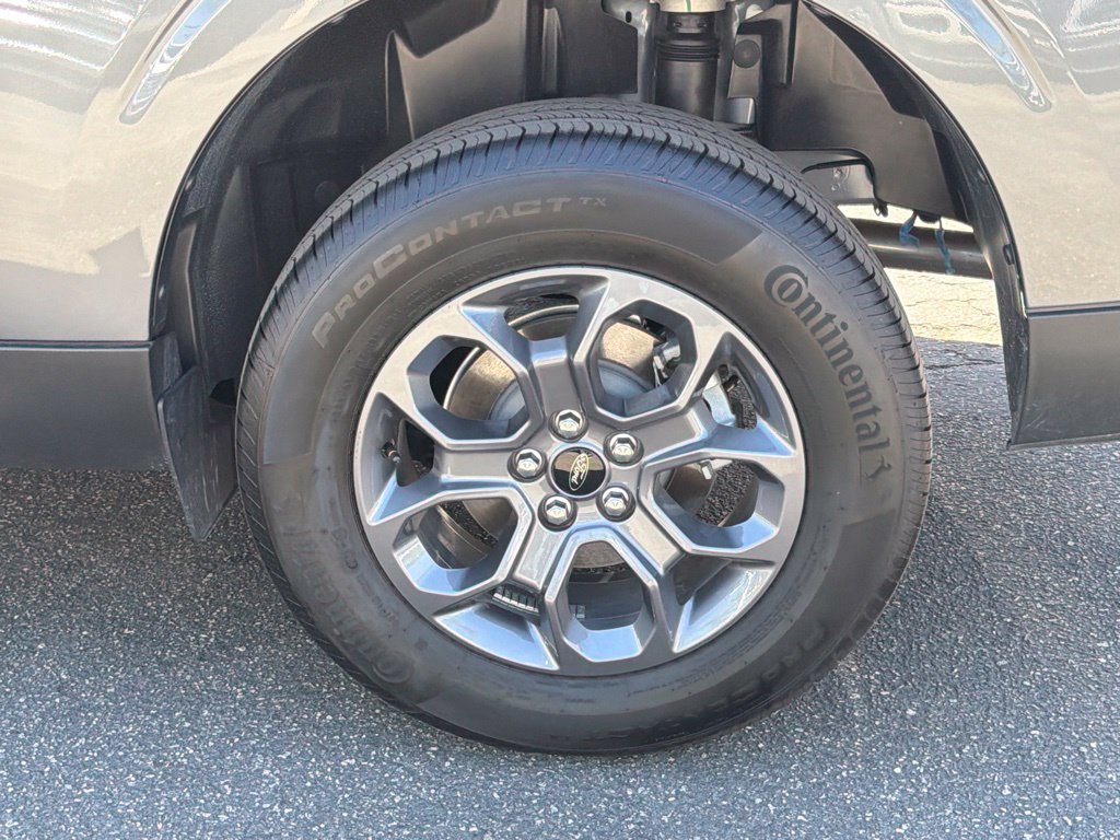 Used 2026 Ford Maverick XLT w/ XLT Luxury Package FWD image 17