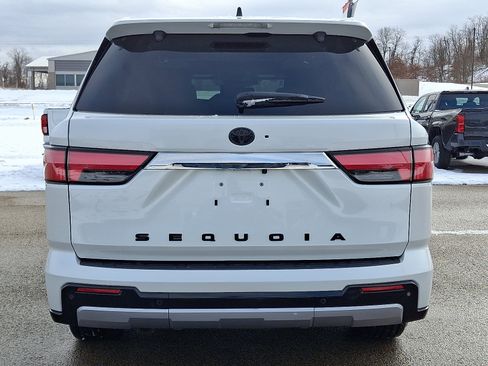 Certified 2024 Toyota Sequoia Limited image 5