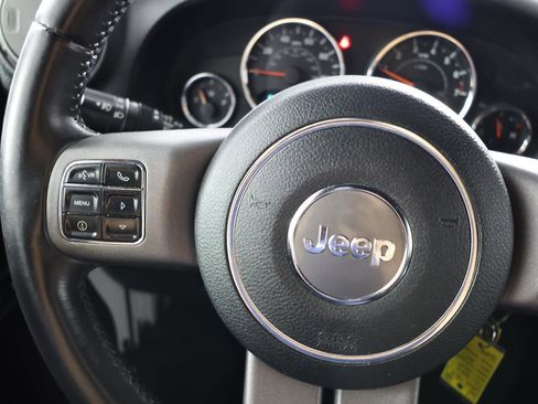 Used 2016 Jeep Wrangler Unlimited Sport AWD/4WD image 19
