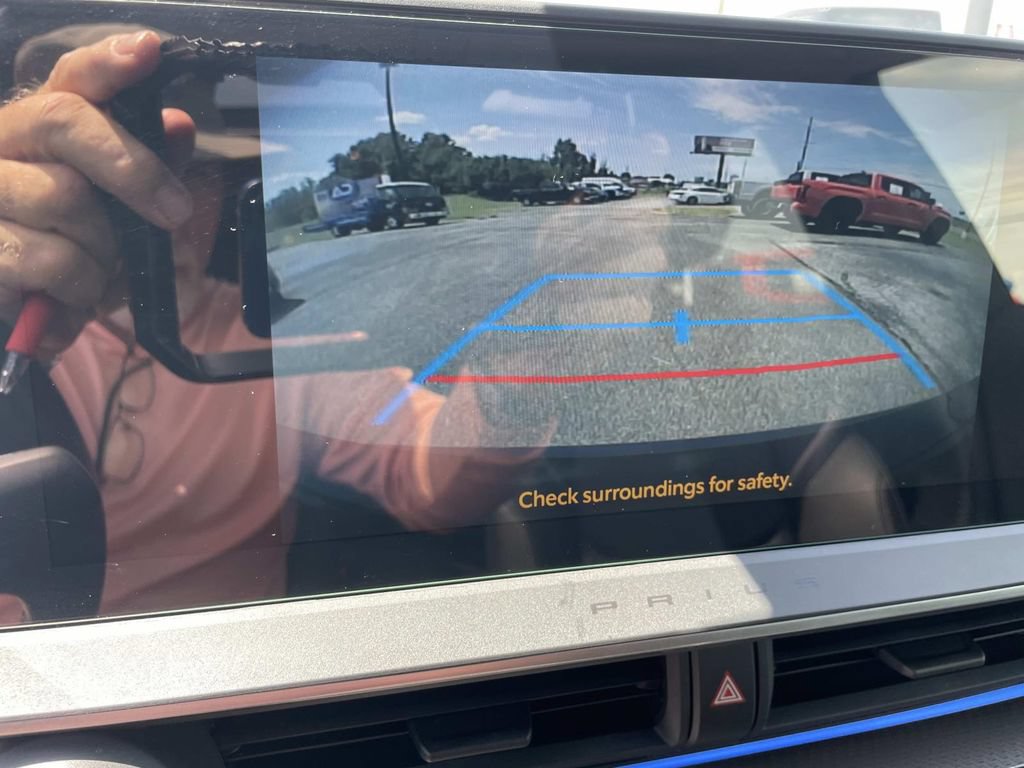 Used 2024 Toyota Prius XLE FWD image 37