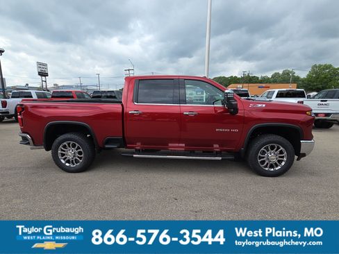 New 2026 Chevrolet Silverado 2500 LTZ w/ LTZ Premium Package AWD/4WD image 10