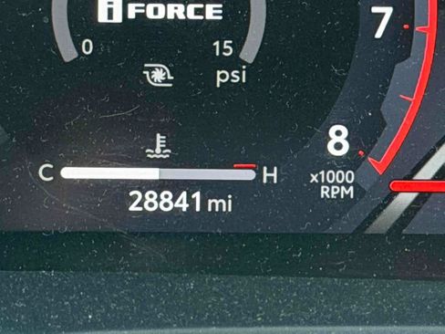 Used 2024 Toyota Tacoma TRD Off-Road image 13