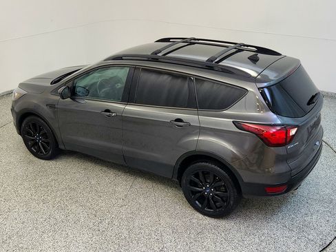 Used 2019 Ford Escape SE FWD image 15