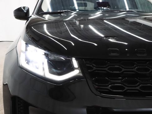 Used 2022 Land Rover Discovery Sport SE image 45