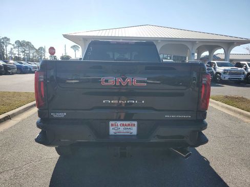 New 2026 GMC Sierra 3500 Denali w/ Technology Package image 4