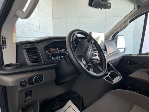 Used 2023 Ford Transit 350 XLT image 21