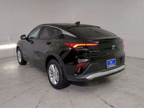 Used 2025 Buick Envista Preferred w/ Advanced Safety Package image 4