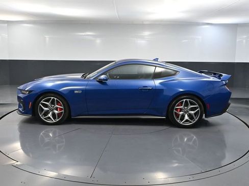 Used 2024 Ford Mustang GT w/ GT Performance Package RWD image 11