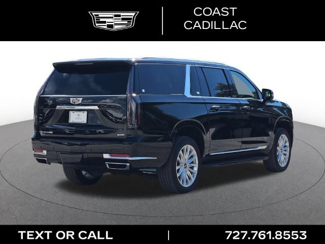 Used 2025 Cadillac Escalade ESV Luxury RWD image 5