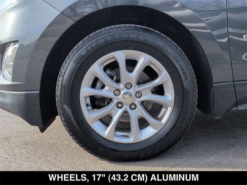 Used 2019 Chevrolet Equinox LT w/ Driver Convenience Package image 17