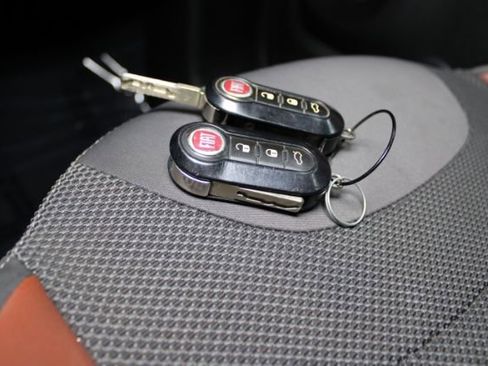 Used 2015 FIAT 500L Trekking FWD image 13