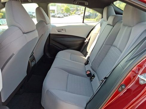 Certified 2023 Toyota Corolla SE w/ Carpet Mat Package (TMS) FWD image 10