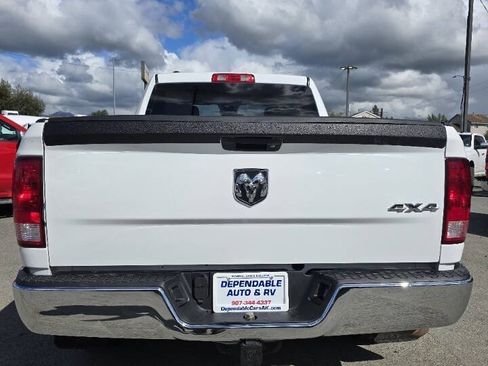 Used 2017 RAM 1500 ST w/ SXT Appearance Group AWD/4WD image 9