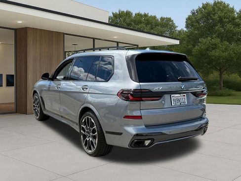 Used 2026 BMW X7 xDrive40i w/ M Sport Package AWD/4WD image 12